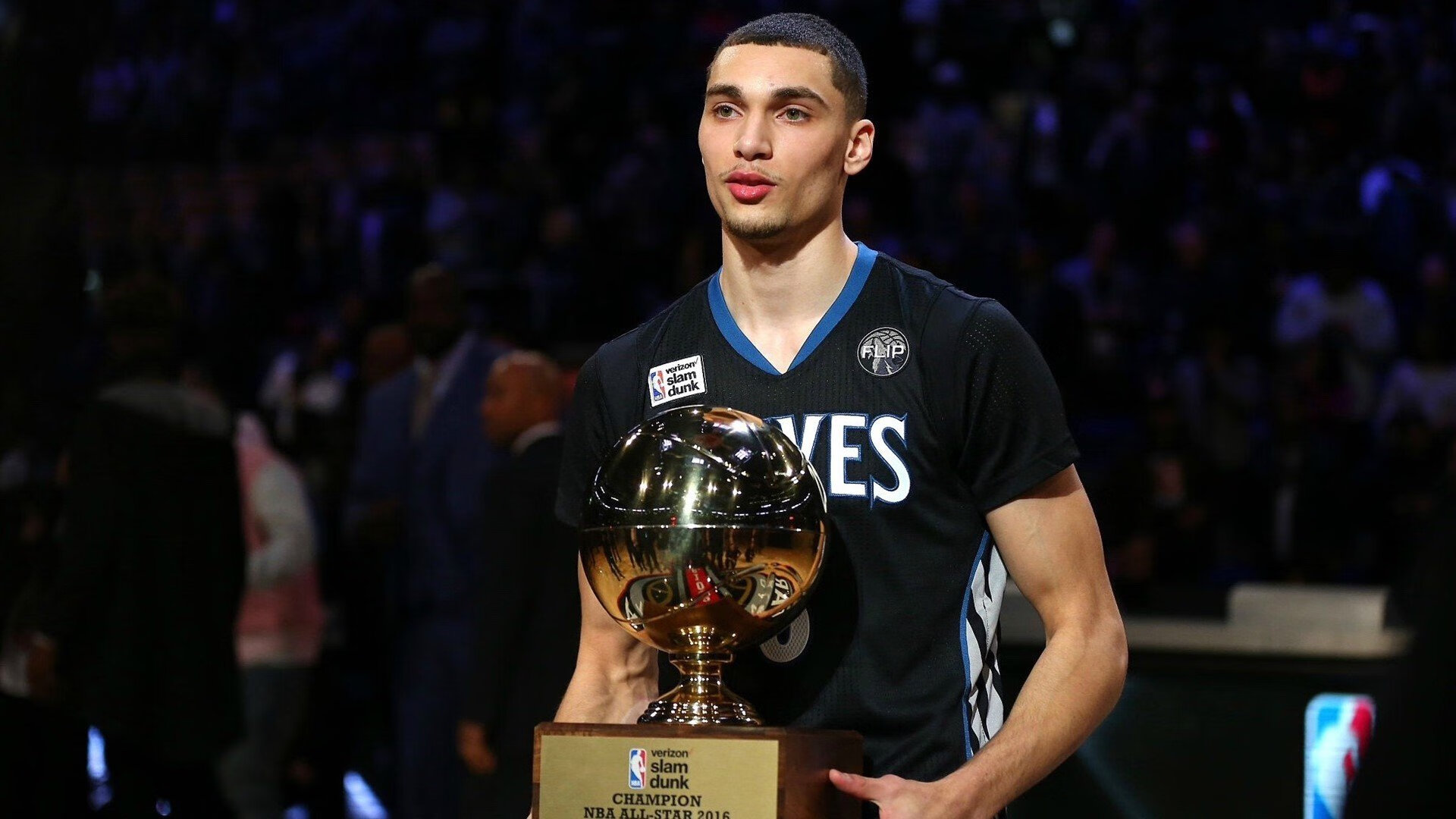 吉林队轻取老鹰，欧文成为关键先生，一场跨越文化的篮球对话