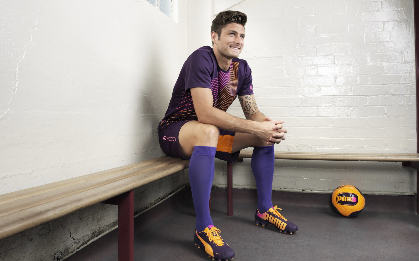 绿茵场上的险胜与乒乓桌边的传奇，当韩国队绝境逢生，张继科再书历史